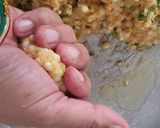 A picture of step 5 of Sabudana Vada.