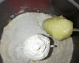 A picture of step 1 of Madakku pathiri(folded roti).