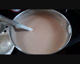 A picture of step 2 of Hershey's Chocolate idli.