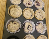 Foto del paso 5 de la receta: Panquecitos veganos de naranja y zarzamoras