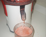 Foto del paso 3 de la receta: Licuado de fresas y melón dulce