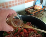Foto del paso 3 de la receta: Carne picada con verduras y un poco de arroz hervido