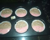 A picture of step 7 of Strawberry chocolate cupcakes.