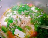 Hình bước làm 3 của món Canh chua chay đậu hủ trắng,nấm kim châm và cà chua