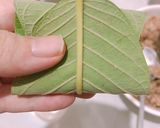 Hình bước làm 3 của món Rắn Hổ nướng lá ổi & lá lốt