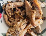 รูปขั้นตอนการทำที่ 2 ของ หมูทอดมะแขว่น🥩🧄🫚Fried Pork with Garlic and Sichuan Pepper🧄🌶️