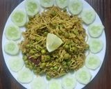 मटार पुलाव (Matar Pulav recipe in marathi) रेसिपी स्टेप 3 फोटो 