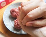 Foto langkah ke 1 dari resep Double Cheese Burger Pedas / 매콤 더블 치즈버거 (Tren Korea).