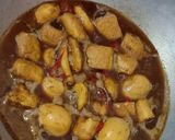 Foto langkah ke 4 dari resep Semur telor kentang tahu.