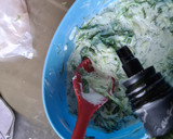 Foto del paso 5 de la receta: Tzatziki de cáscara de sandìa