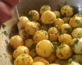 A picture of step 7 of Ymmmy Suji balls.
