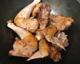 Hình bước làm 2 của món Xôi Lá Dứa Gà Tre Rô Ti