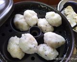 A picture of step 5 of Upma Kozhakattai (rice Dumplings).