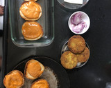 वेजबर्गर(veg burger recipe in hindi) रेसिपी चरण 3 फोटो
