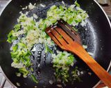 A picture of step 3 of Masala Wheat Maggi.