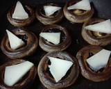 Foto del paso 2 de la receta: Champiñones con queso