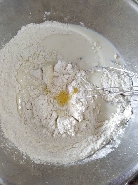 Langkah-langkah untuk membuat Cara bikin Corndog mozzarella