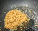A picture of step 8 of Pork floss shrimp roll.
