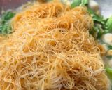 Foto langkah ke 4 dari resep Bihun Goreng Bakso Ikan.