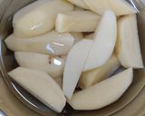 A picture of step 1 of Drumstick aloo curry.