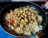 A picture of step 3 of Chicken Farfalle.