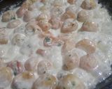 Foto del paso 7 de la receta: Pechuguitas con papas noisette y crema de leche ~