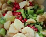 A picture of step 2 of Fruit yogurt.