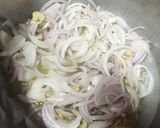 A picture of step 2 of Piyaz bhindi.
