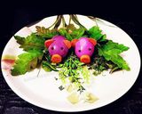 A picture of step 4 of Boiled Eggs with a twist.