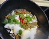 Gambar langkah 2 resipi Daging goreng kunyit.