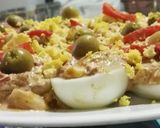 Foto del paso 1 de la receta: Huevos rellenos con salsa rosa