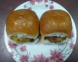 A picture of step 5 of Vada Pav.