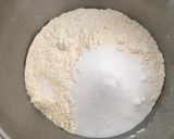 A picture of step 2 of Coconut milk breads.