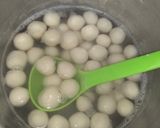 Foto langkah ke 2 dari resep Bubur Sum Sum Candil Mutiara Hijau.