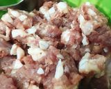 Hình bước làm 1 của món Mắm tép sườn sụn
