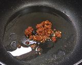 รูปขั้นตอนการทำที่ 2 ของ ผัดพริกแกงหมู
