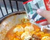 Foto langkah ke 4 dari resep Resep Balado Telur Rumahan Gampang dan Enak.