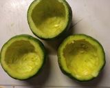 Foto del paso 3 de la receta: Zapallitos rellenos de choclo, brócoli y huevo