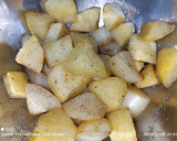 Foto del paso 1 de la receta: Salchichas frescas con vino amontillado