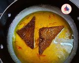 A picture of step 4 of Shahi Tukda.