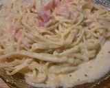 Foto del paso 5 de la receta: Fideos con salsa blanca paleta y salame