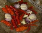 Foto langkah ke 3 dari resep 89.) Plecing kangkung.