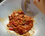 Foto langkah ke 3 dari resep Pizza Roti Tawar Teflon.