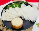 A picture of step 5 of Neer Dosa.