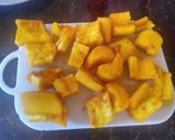 A picture of step 3 of Spicy cassava fries.