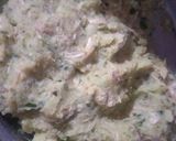 A picture of step 3 of Chicken garlic balls.