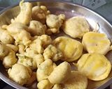 ચટપટા નાસ્તા સાથે સાત રત્ન પકોડે(chatpata nasta sathe saat ratan pakoda in Gujarati) રેસીપી સ્ટેપ8ફોટો