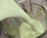 A picture of step 3 of Avocado milk shake 🥑.