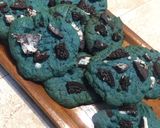 Foto langkah ke 6 dari resep Blue Chewy Oreo Cookies.