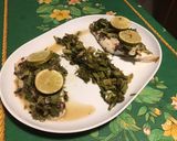 Une image de l'étape 10 de Filets de sandre au céleri branche, ail fumé, algues, citron vert et bouillon de gambas.